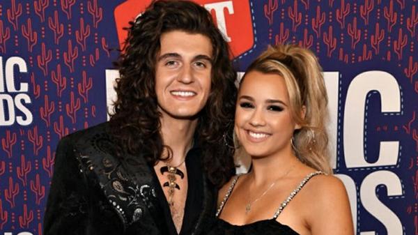 Two "Idol" Stars Tie The Knot In Texas 