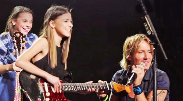 Keith Urban Interrupts 2016 Concert To Give 14-Year-Old Fan The Spotlight