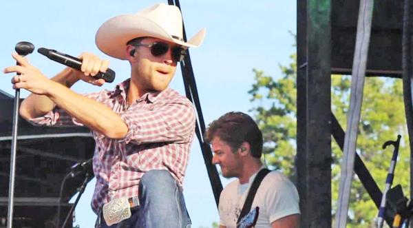 Find Out The Badass Reason Justin Moore Told Fan 'I'll Beat The F**K Out Of Ya'