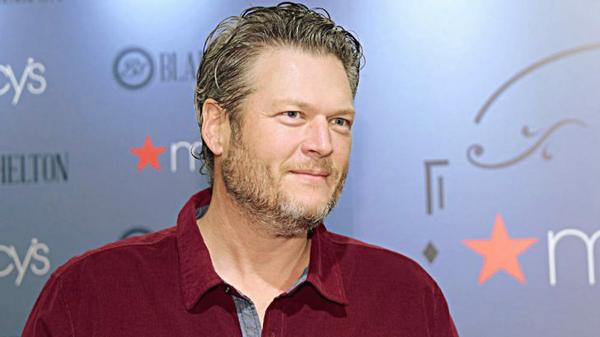 Blake Shelton Posts Mysterious Tweet & People Lost Their Minds