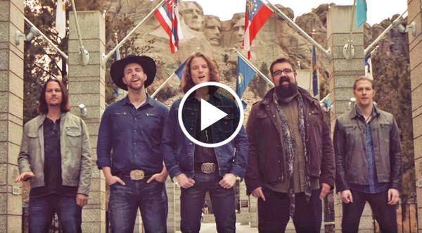 Lee Greenwood’s ‘God Bless The USA’ Just Went A Cappella And It's The BEST THING You’ll Hear All Day