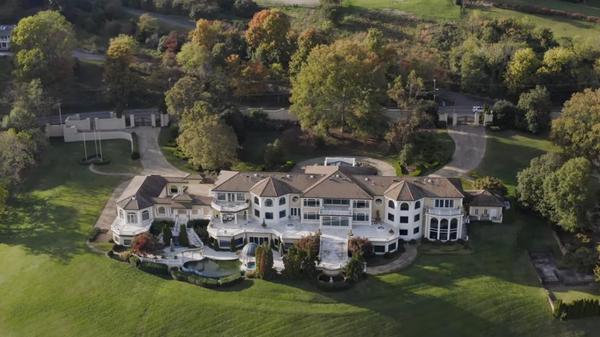 Tennessee’s Largest And Most “Over The Top” Mansion To Be Demolished