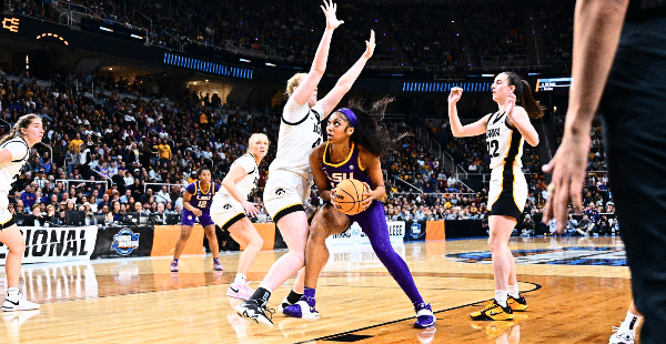 LSU Women’s Basketball Team Skips National Anthem Then Loses To Rival