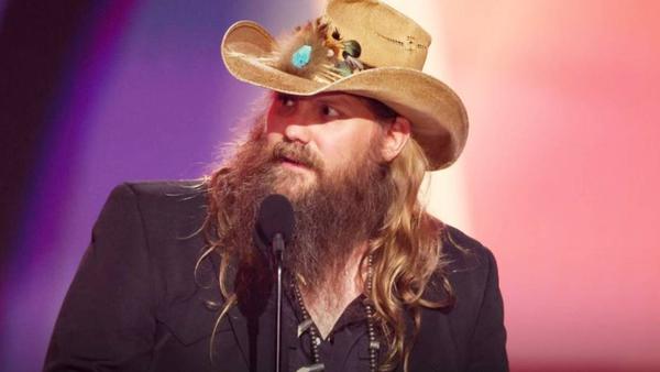 Chris Stapleton Emotionally Dedicates Entertainer Of The Year Award To His Children