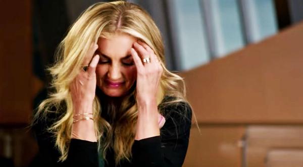 New Backstage Footage Shows Faith Hill Overcome With Stage Fright