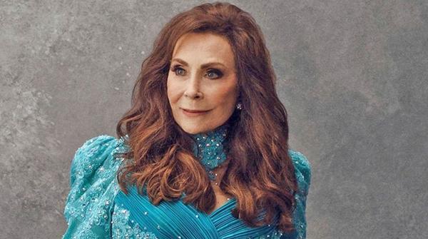 Loretta Lynn's Team Gives Update On Her Condition Following Stroke