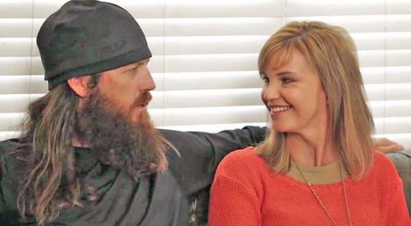 Jase And Missy Robertson Sing Flirty Version Of ‘Baby, It’s Cold Outside’