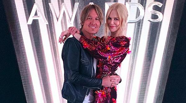 Nicole Kidman Dances & Sings Along During CMA Performances