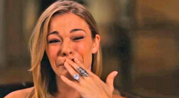 LeAnn Rimes Asks For Prayers When Tragedy Strikes