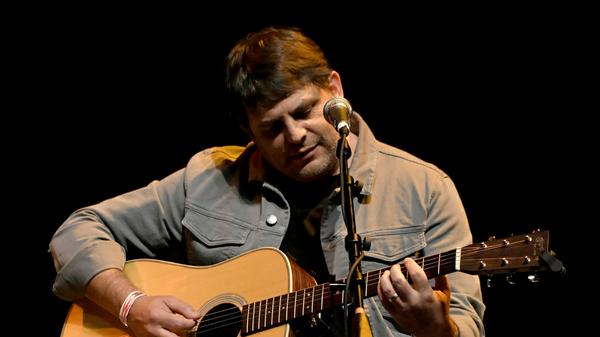 Thomas Rhett's Dad Wins First Ever ACM Award