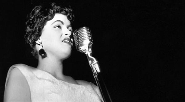 The Chilling Truth Behind Patsy Cline's 'Sweet Dreams'