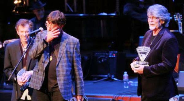Alabama Members Cry During Musicians Hall Of Fame Induction – Receive First Lifetime Achievement