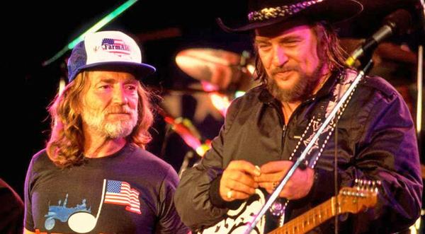 Blast From The Past: Willie Nelson Joins Waylon Jennings For 'Good Hearted Woman' Circa 1987