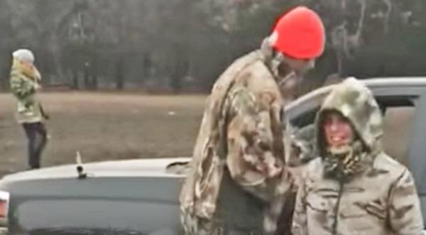 Blake Shelton's Truck Gets Stuck In The Mud While Teaching Gwen's Son To Drive