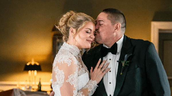 Lauren Alaina Emotional Tribute To Late Father