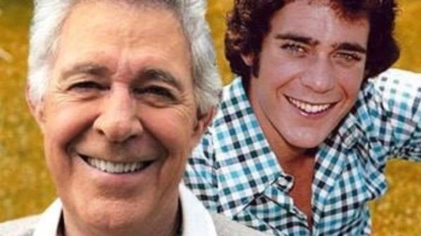 ‘Brady Bunch’ Star Barry Williams Left Hollywood For A “Pretty Special Place”