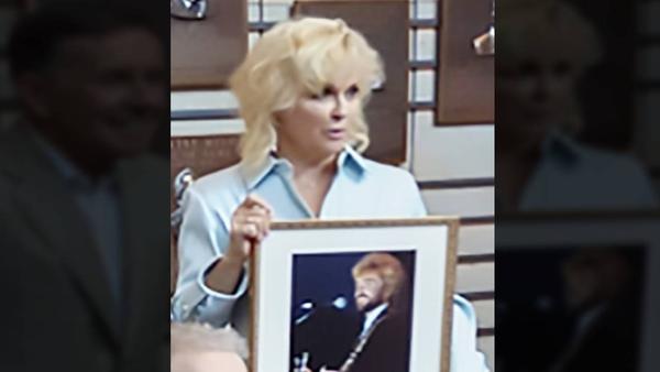 Lorrie Morgan Says “About Time” To Late Husband Keith Whitley’s Hall Of Fame Announcement