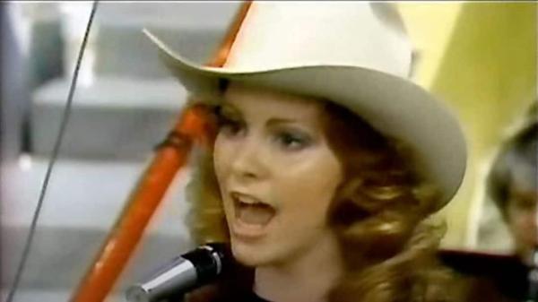 See The National Anthem Performance That Launched Reba McEntire’s Career