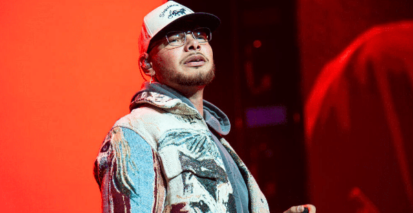 Kane Brown Falls Off Stage While Performing “Lose It” During Concert