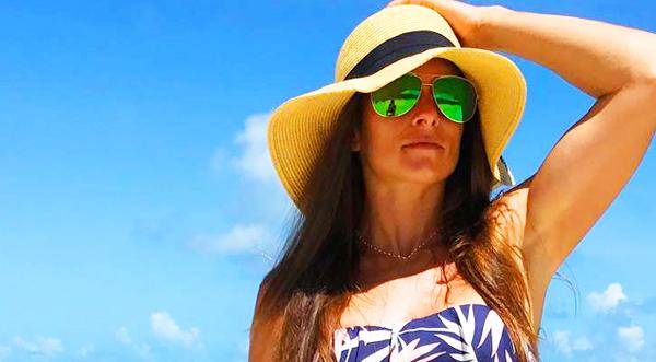 Danica Patrick Flaunts Hot Body & Wine On The Beach In Summery Snapshot