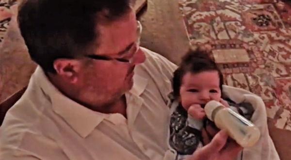 You Will Melt After Watching Vince Gill With His Newborn Grandbaby