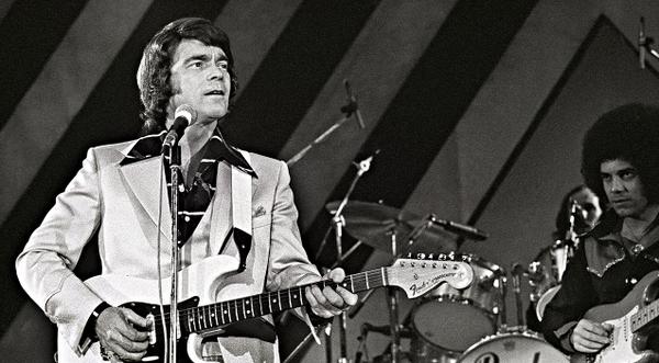 Beloved Country Singer & TV Host Dead At 80