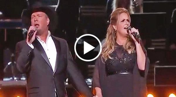 Garth & Trisha Resurrect Iconic Duets In Epic CMA Performance