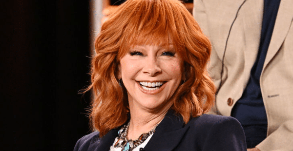 Reba McEntire Shares Her Secret To A Completely Stress-Free Thanksgiving