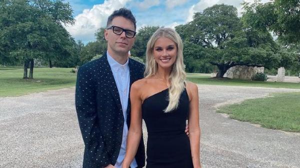 Bobby Bones Ties The Knot In Nashville