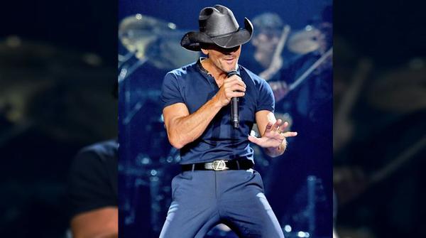 Tim McGraw Shows Off His Best Elvis Dances Moves While Singing 'Suspicious Minds'