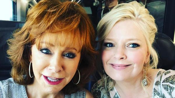 Reba McEntire Reunites With Former “Reba” Co-Star Melissa Peterman For Lifetime Movie