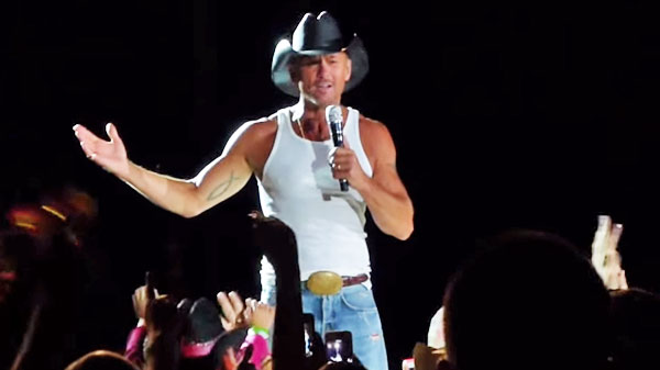 Tim McGraw Gets Mad During Show, Sticks Up For Little Girl