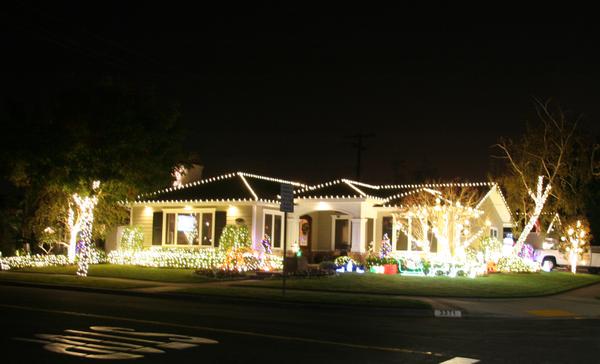 2018 Rossmoor Christmas Lights Celebration - Are you in?