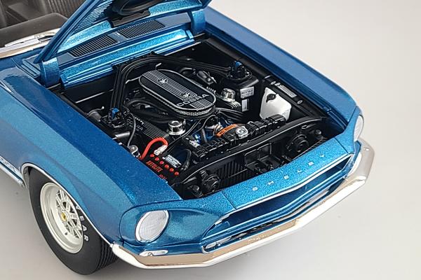 1968 Shelby GT500 Convertible | 1:18 Scale Diecast Model Car by Acme Trading Co. | Model Citizen