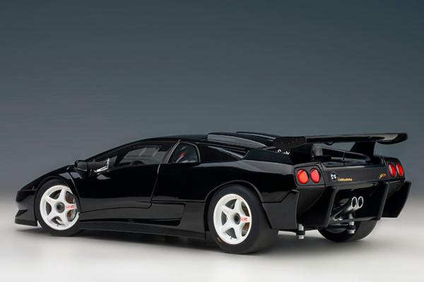 Lamborghini Diablo SV-R | 1:18 Scale Model Car by AUTOart | Model Citizen Diecast