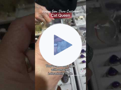 CAT QUEEN Crystal Carvings (#happycustomer #gemshow #crystalconcentrics)