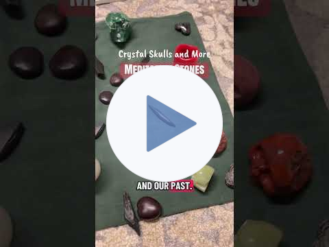 Crystal Skulls and Meditation Stones (#crystalconcentrics #crystalskull)