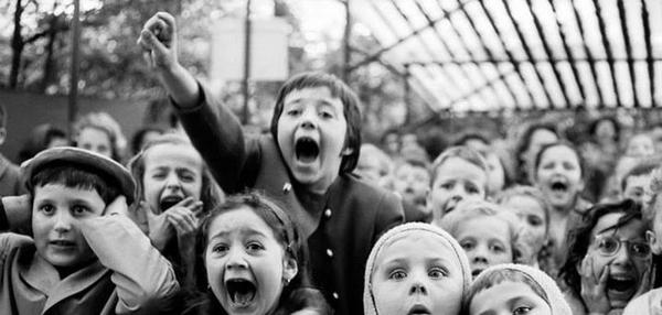 Alfred Eisenstaedt, Puppet Show, Tuileries, Parigi, 1963